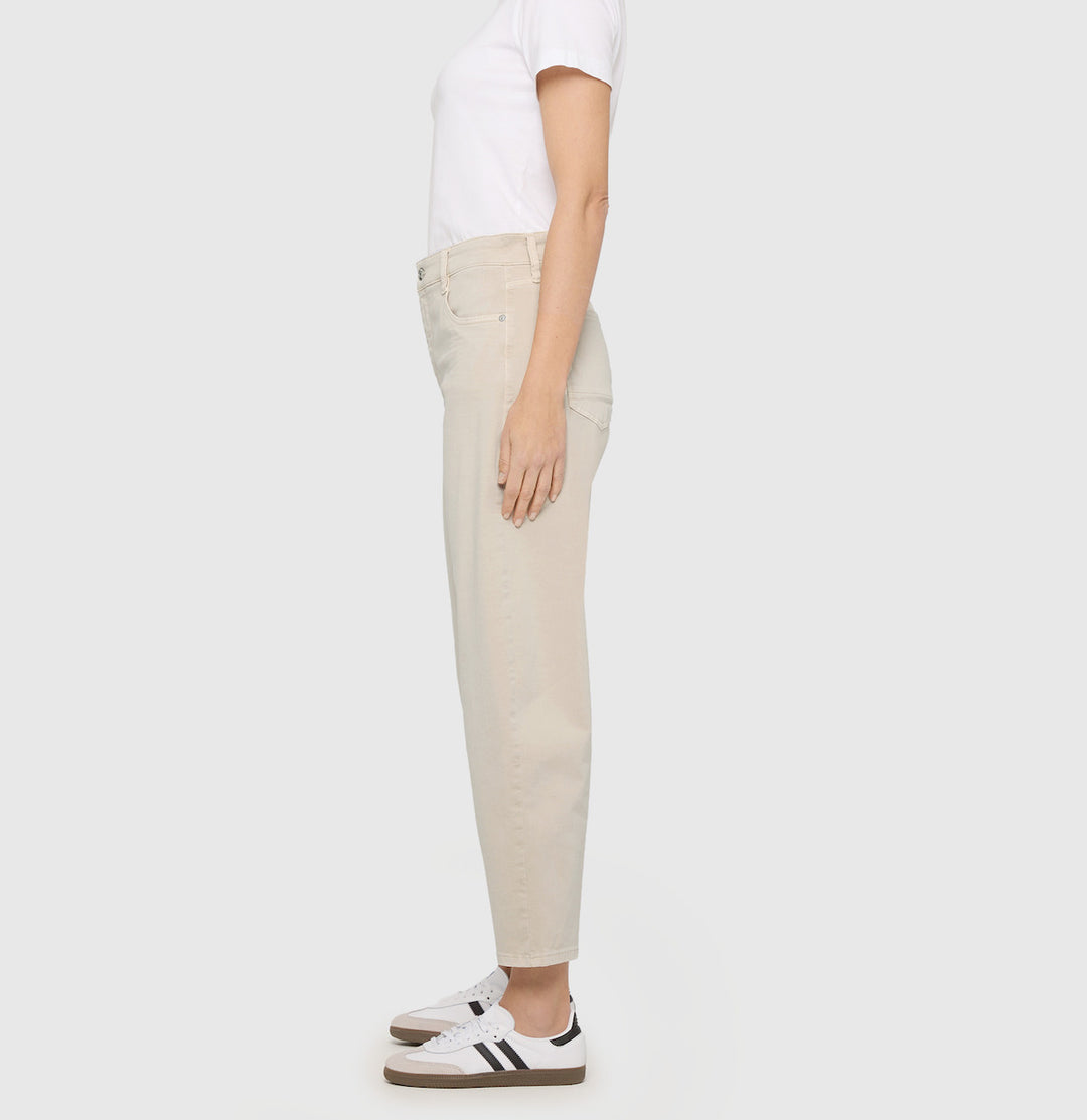 Mac Jeans Danni Ivory Barrel Authentic High Stretch Gabardine Jeans