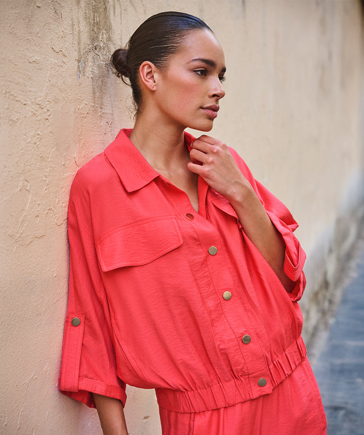 EsQualo Jacke, rot, Kurzarm, mit goldenen Knöpfen
