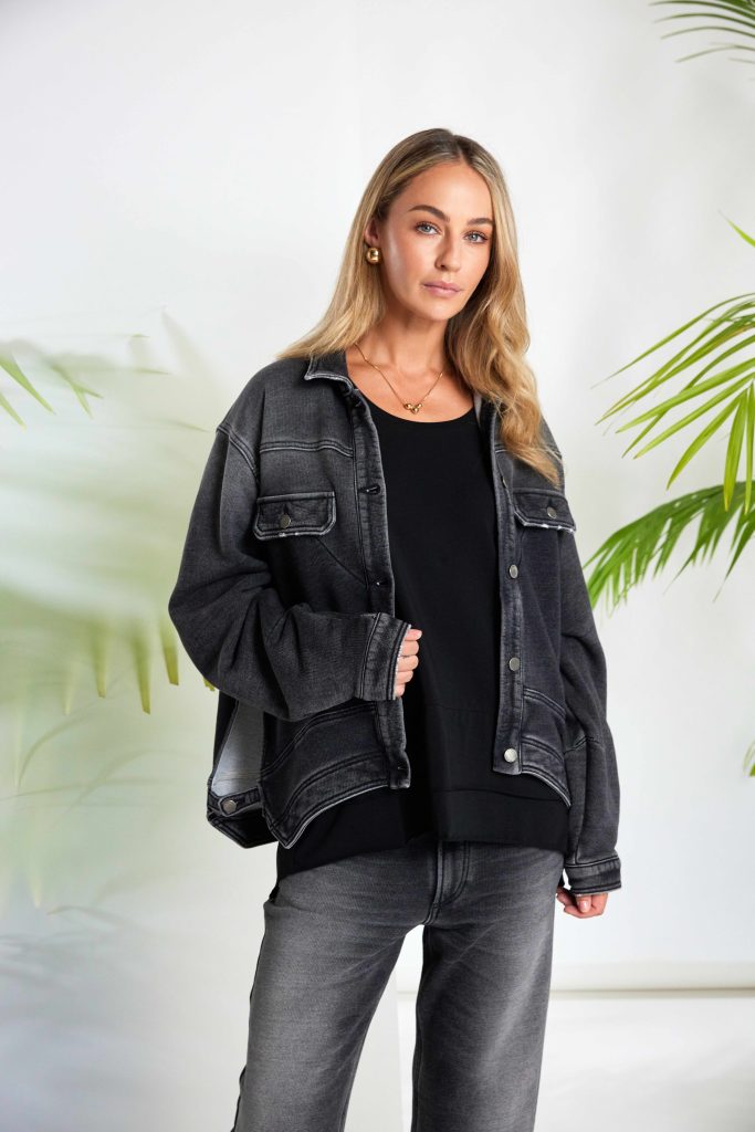 NAYA Basic Schwarzes Cami Top