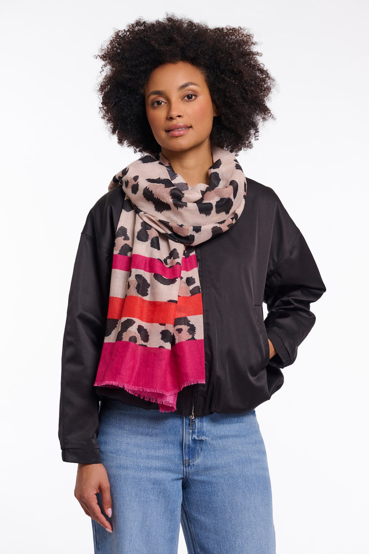 Rino & Pelle Sigrid Schal mit Leopardenmuster