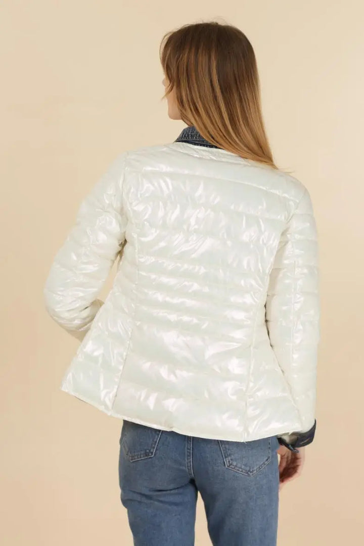 Leichte Metallic-Daunenweste