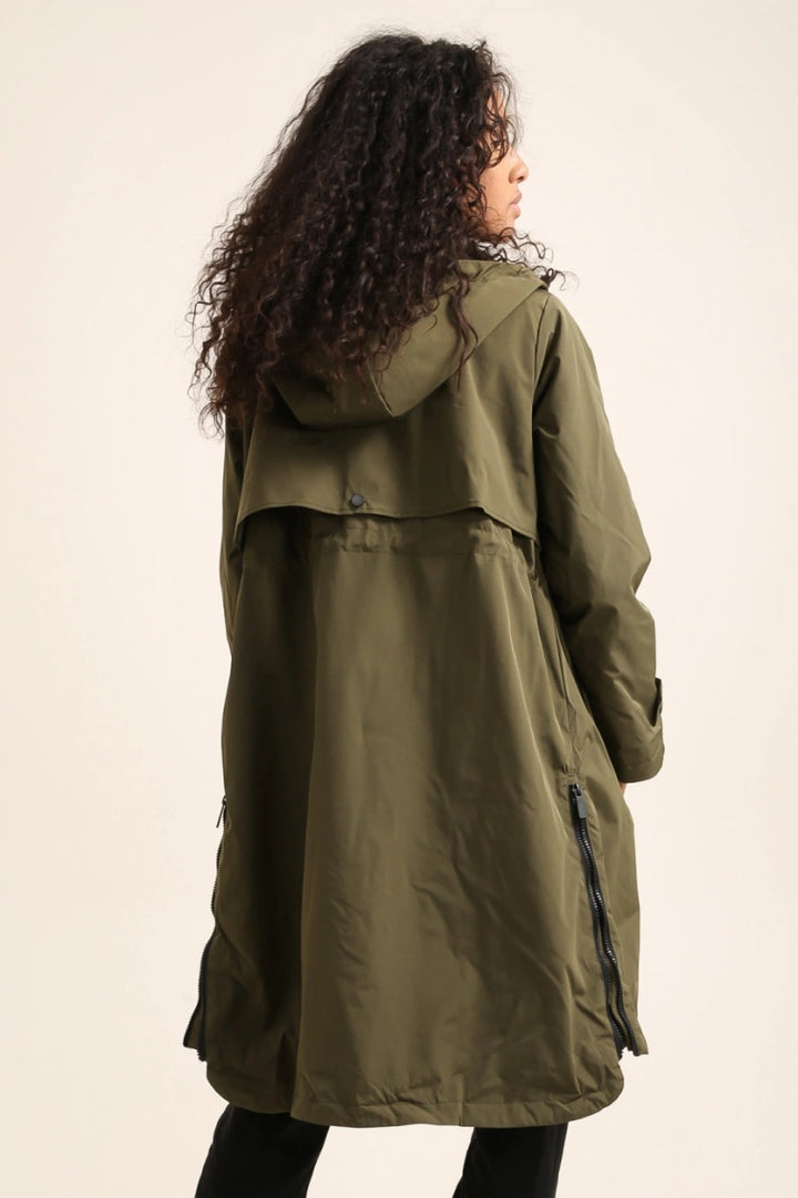Langer, wasserdichter Parka in Khaki mit Kapuze