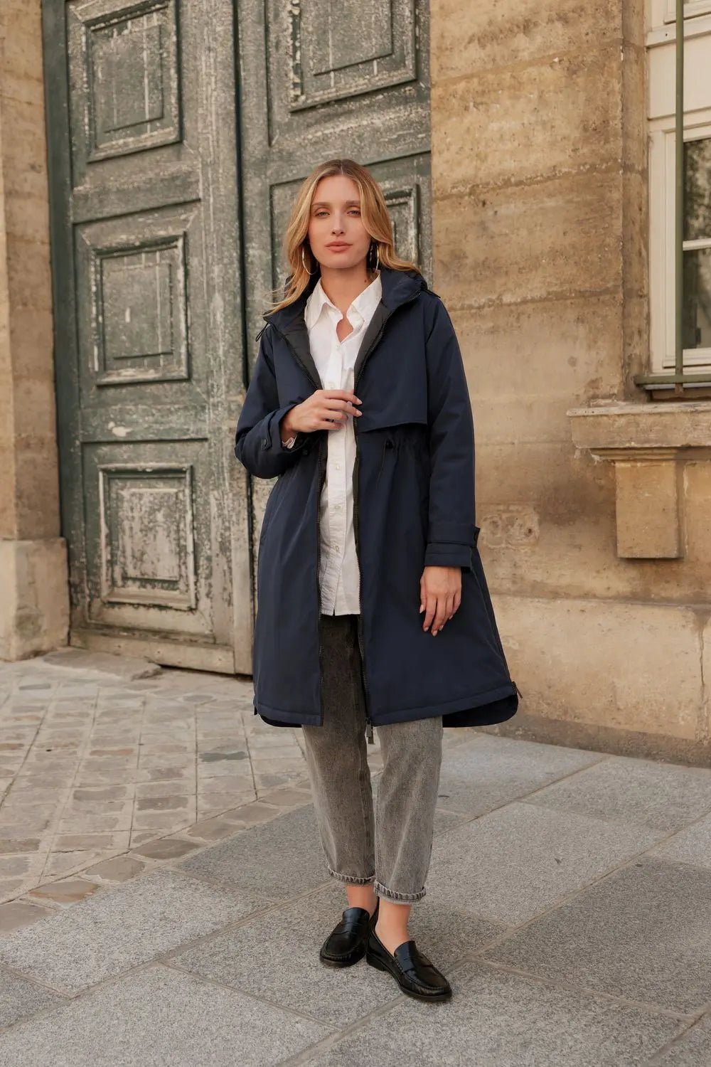 Langer, wasserdichter Parka in Khaki mit Kapuze