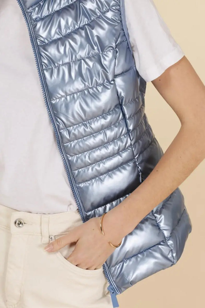 Leichte Metallic-Daunenweste
