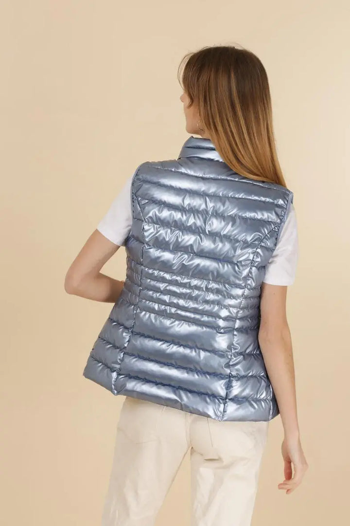 Leichte Metallic-Daunenweste