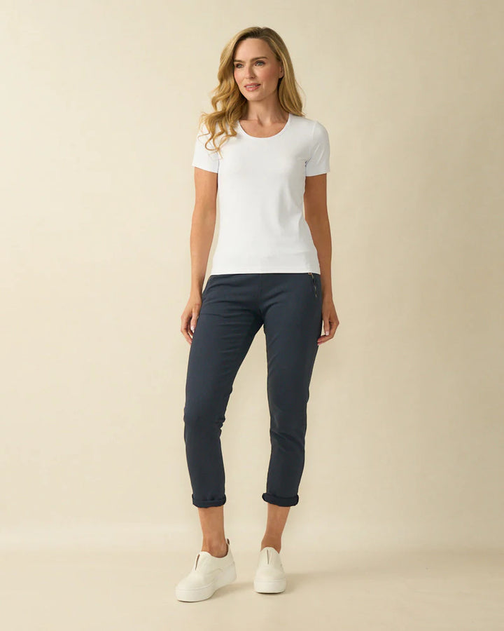 Decollage Petra Weißes Kurzarmtop