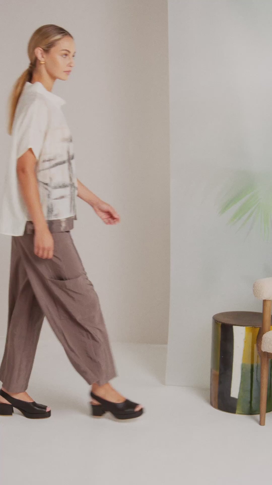 NAYA Taupe Weite Hose