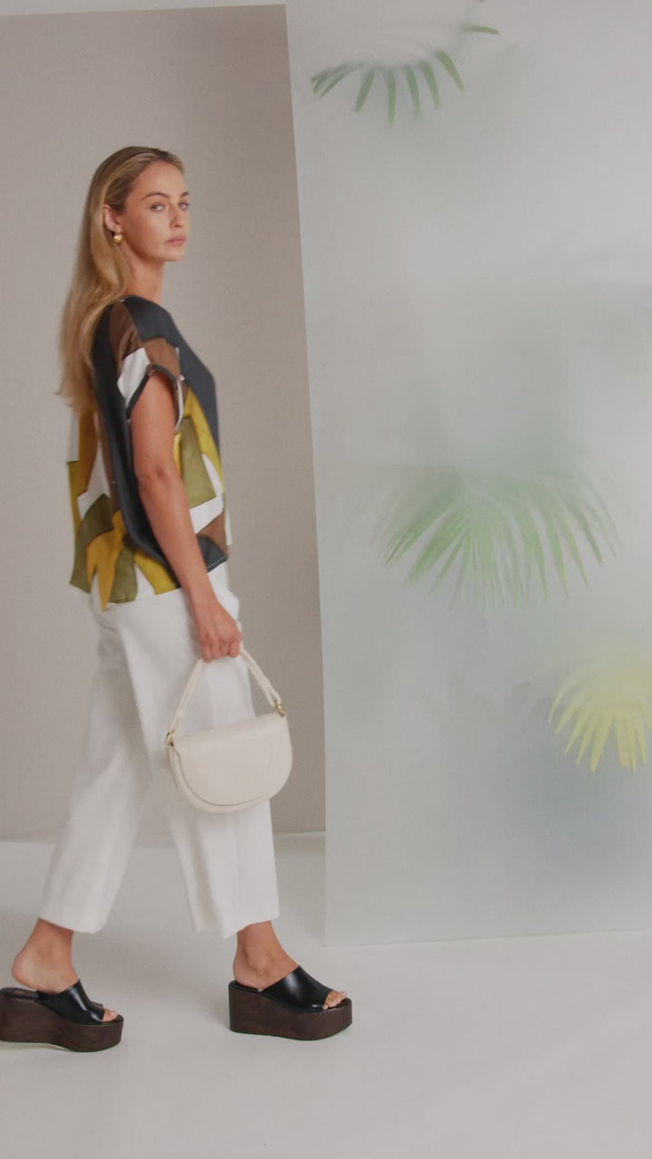 NAYA Weiße, weite, weiche Pull-Up-Hose